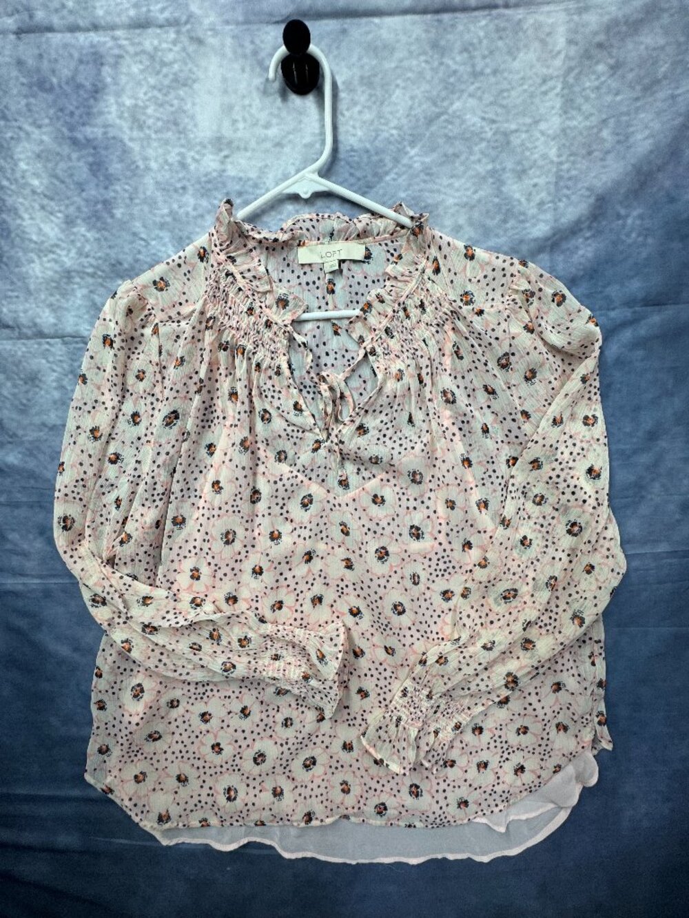 LOFT Womens Size Large Daisy Ruffle Tie Neck Blouse Shirttail hem Top NWT